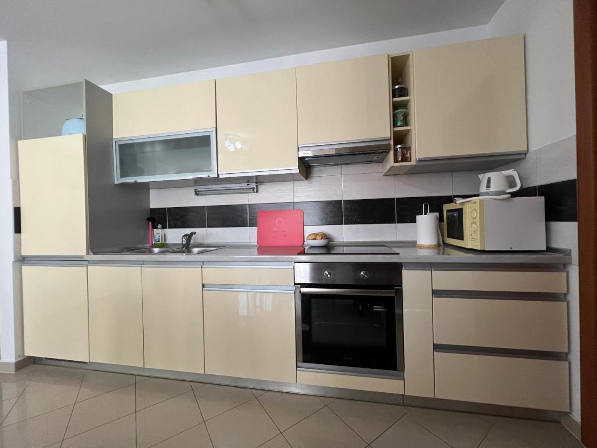 Apartman Ruza Lägenhet Pula Exteriör bild