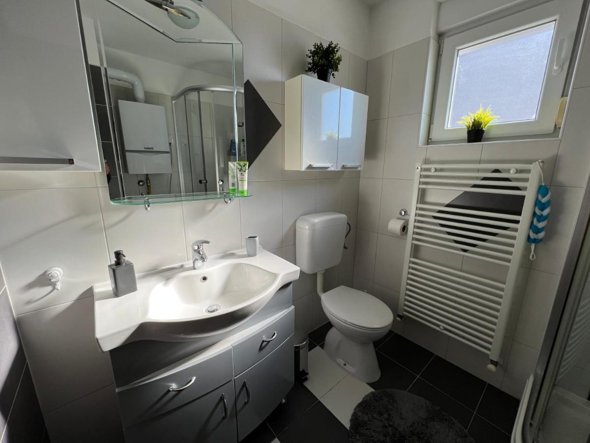 Apartman Ruza Lägenhet Pula Exteriör bild