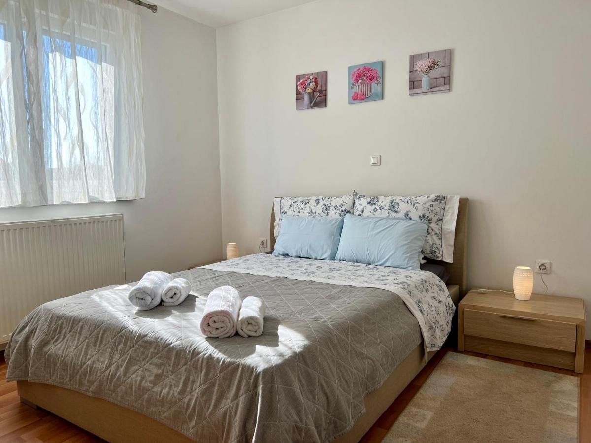 Apartman Ruza Lägenhet Pula Exteriör bild