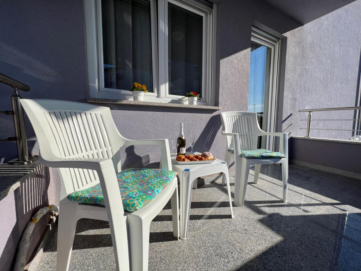 Apartman Ruza Lägenhet Pula Exteriör bild